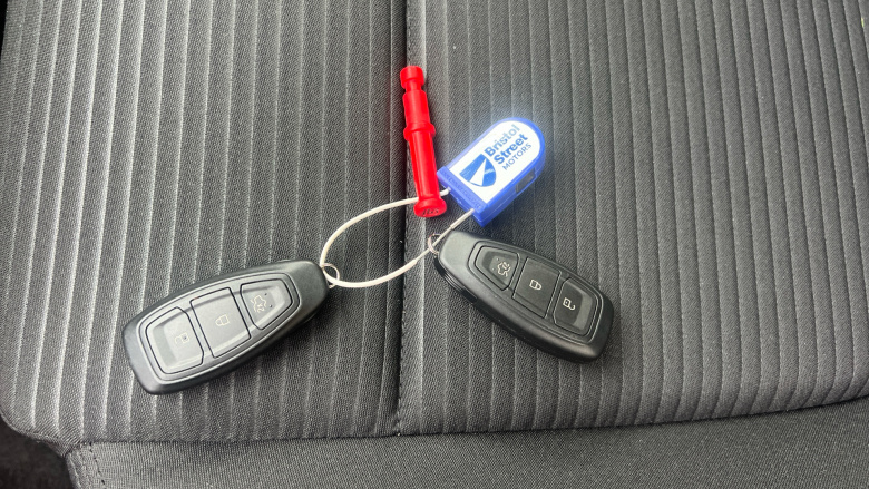 Ford Focus 1.0 EcoBoost Hybrid mHEV Titanium 5dr Auto Petrol Hatchback